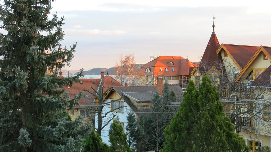 Apartman Vitorlas Vendeghaz Balatonfüred Rom bilde